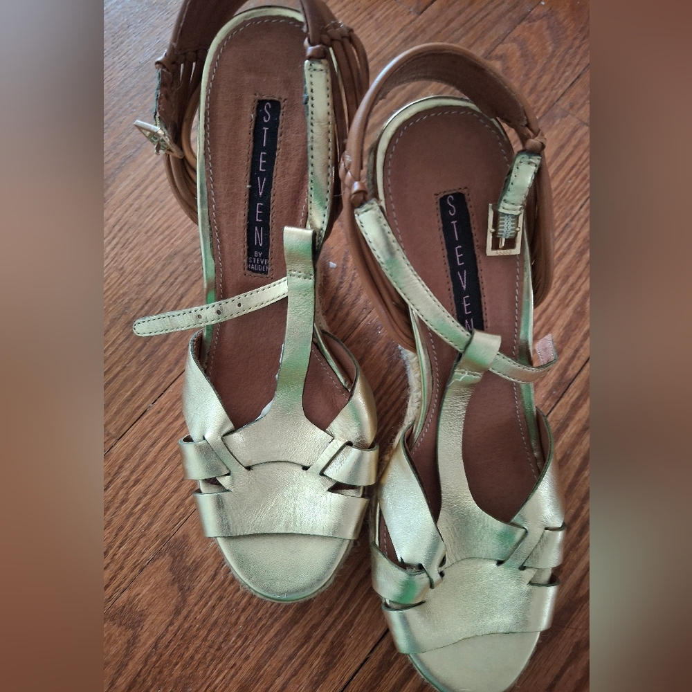 Steven Madden Gold platforms